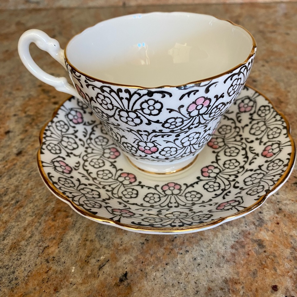 ANTIQUE STAFFORDSHIRE OF ENGLAND Tea Cup English Castle Floral